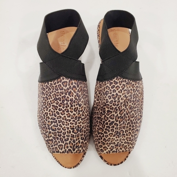 NEW Gentle Souls by Kenneth Cole Demi Wedge Ankle Strap Sandal Animal Print - Picture 2 of 8